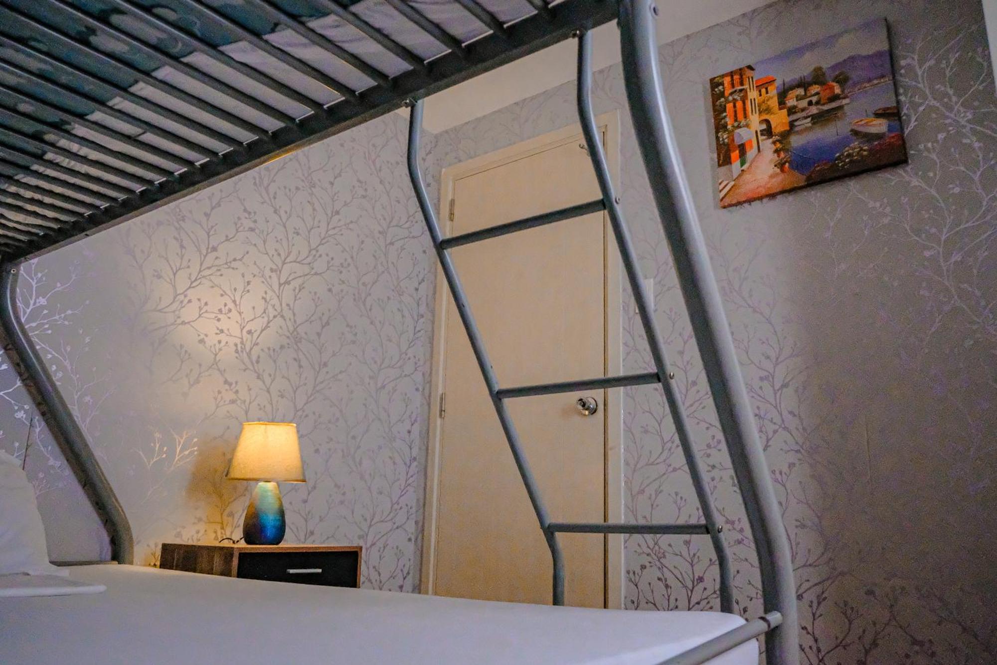 Ferienwohnung The Loop 2Br Fully Furnished Corner Unit W Balcony Cagayan de Oro Exterior foto